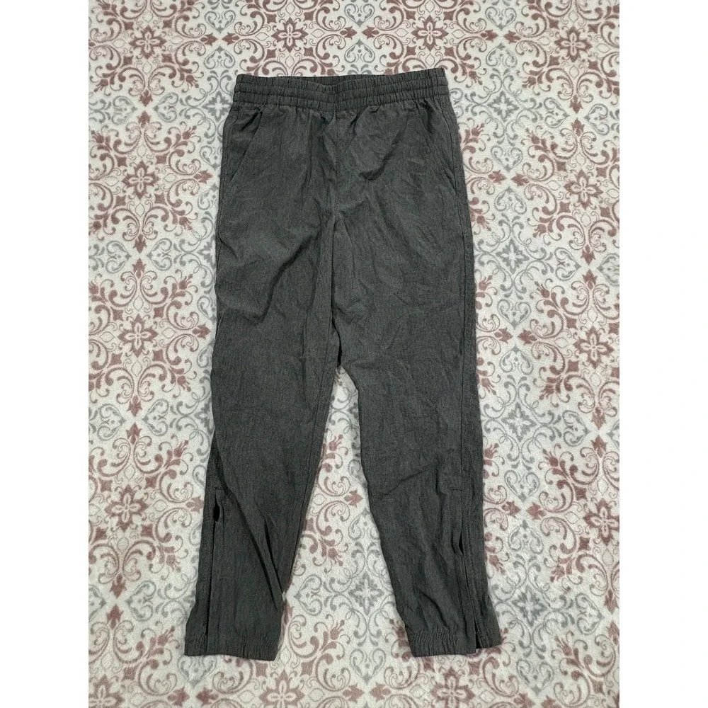 Old Navy Boys StretchTech Quick Dry Joggers Gray Active Pants Size Medium 8